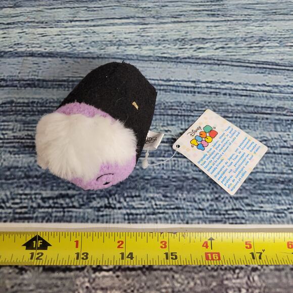 DISNEY TSUM TSUM URSULA FROM LITTLE MERMAID VILLAIN 3.5” PLUSH w/tags - Picture 2 of 5